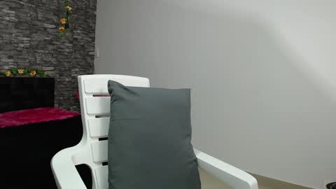 Snapshot of iris_joi chatting on 25, 1, 2025 Iirs online show from 25, 1, 2025