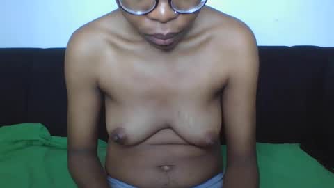 Snapshot of iris_love_2 chatting on 13, 2, 2025 iris_love_2 online show from 13, 2, 2025