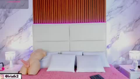 Snapshot of iris_thompson chatting on 27, 4, 2026 Iris online show from 27, 4, 2026