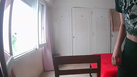 Snapshot of irisgamow chatting on 24, 11, 2025 Iris online show from 24, 11, 2025