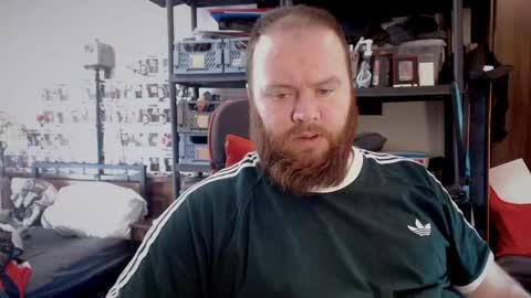 Snapshot of irishdaddy24 chatting on 5, 4, 2026 twitter theirishman205 online show from 5, 4, 2026