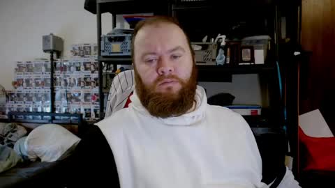 Snapshot of irishdaddy24 chatting on 6, 4, 2026 twitter theirishman205 online show from 6, 4, 2026
