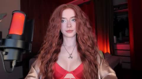 Miss Iris Fansly Miss Iris new inst.  online show from 20, 9, 2025