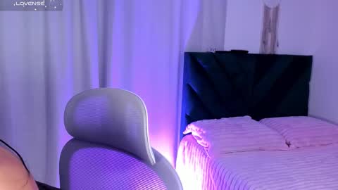 Iris Moira  online show from 14, 2, 2026