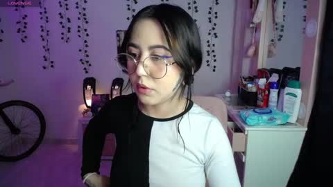 Snapshot of iriss_sky chatting on 27, 11, 2025 Iris online show from 27, 11, 2025