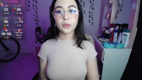 Snapshot of iriss_sky chatting on 29, 11, 2025 Iris online show from 29, 11, 2025