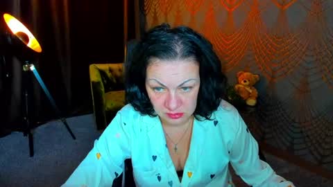 Iris online show from 15, 6, 2026