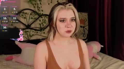 I am Cutie Iris3 online show from 12, 11, 2025