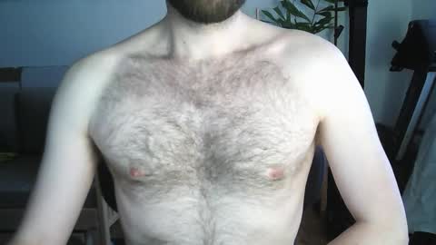 Snapshot of irndke chatting on 30, 10, 2025 Irndke online show from 30, 10, 2025