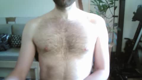 Snapshot of irndke chatting on 19, 12, 2025 Irndke online show from 19, 12, 2025