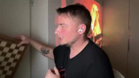 Snapshot of iron_man_13 chatting on 16, 12, 2025 Ironman online show from 16, 12, 2025