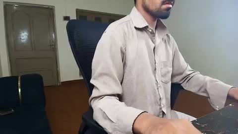 Naveed online show from 25, 7, 2026