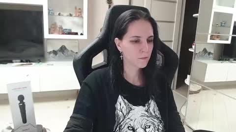 Snapshot of irwi_tomboy chatting on 14, 2, 2025 Irwi Tomboy online show from 14, 2, 2025