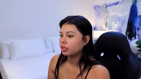 Snapshot of isa__cute chatting on 29, 10, 2025 ISA online show from 29, 10, 2025