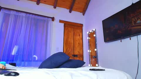 Snapshot of isa_bonnet chatting on 21, 11, 2025 Isa online show from 21, 11, 2025