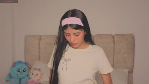Snapshot of isa_dolly chatting on 7, 5, 2026 Isa Dolly online show from 7, 5, 2026