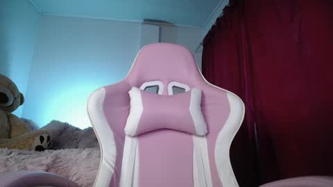 Snapshot of isa_emeralds chatting on 11, 9, 2025 Isabella online show from 11, 9, 2025