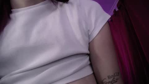 Snapshot of isa_emeralds chatting on 10, 10, 2025 Isabella online show from 10, 10, 2025