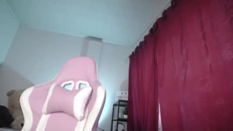 Snapshot of isa_emeralds chatting on 15, 11, 2025 Isabella online show from 15, 11, 2025