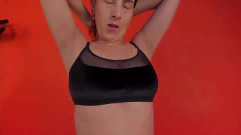 Isabella online show from 16, 2, 2025