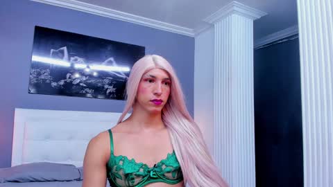 Snapshot of isa_lancaster chatting on 23, 1, 2025 Isa Lancaster online show from 23, 1, 2025