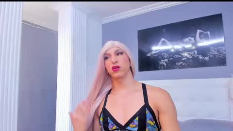 Snapshot of isa_lancaster chatting on 17, 2, 2025 Isa Lancaster online show from 17, 2, 2025