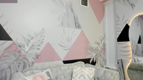    online show from 10, 3, 2025