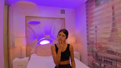    online show from 24, 9, 2025