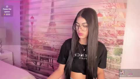    online show from 25, 10, 2025