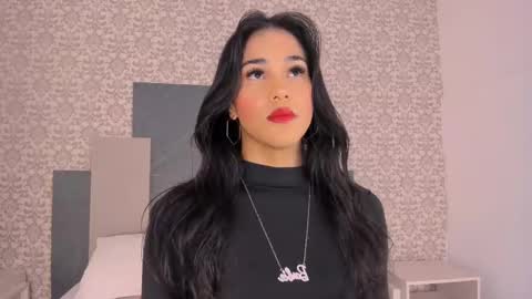 Isa  online show from 26, 9, 2025