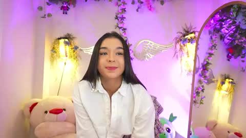 Isabella        online show from 25, 11, 2025