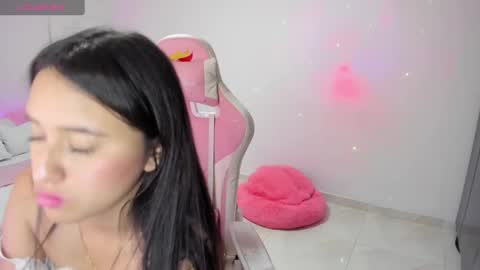 Snapshot of isaa_diamond chatting on 12, 9, 2025 isaa_diamond online show from 12, 9, 2025