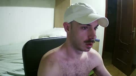 Snapshot of isaac99c chatting on 6, 1, 2025 Isaac99c online show from 6, 1, 2025