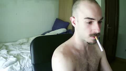 Snapshot of isaac99c chatting on 8, 2, 2025 Isaac99c online show from 8, 2, 2025