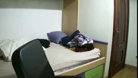 Snapshot of isaac99c chatting on 9, 3, 2025 Isaac99c online show from 9, 3, 2025