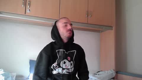 Snapshot of isaac99c chatting on 16, 10, 2025 Isaac99c online show from 16, 10, 2025