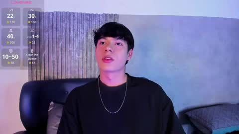 isaac online show from 18, 4, 2026