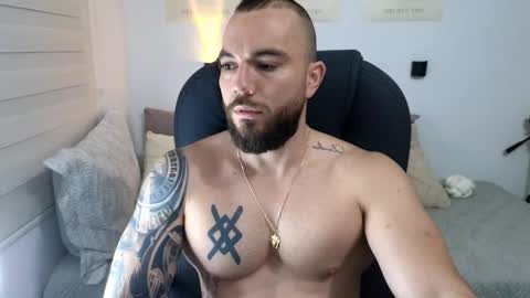 Isaac carter online show from 23, 9, 2025