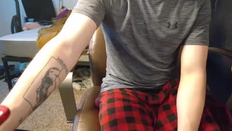 Snapshot of isaac_sheffield chatting on 21, 12, 2024 isaac online show from 21, 12, 2024
