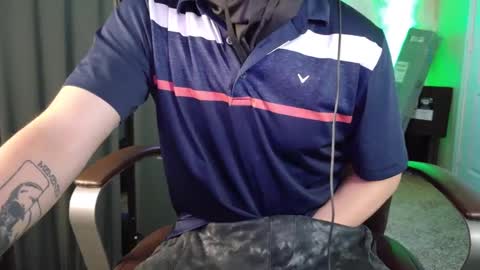 Snapshot of isaac_sheffield chatting on 12, 9, 2025 isaac online show from 12, 9, 2025