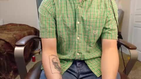 Snapshot of isaac_sheffield chatting on 22, 10, 2025 isaac online show from 22, 10, 2025