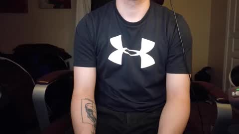 Snapshot of isaac_sheffield chatting on 15, 11, 2025 isaac online show from 15, 11, 2025