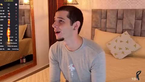Snapshot of isaacblaze_ chatting on 7, 6, 2026 isaacblaze online show from 7, 6, 2026