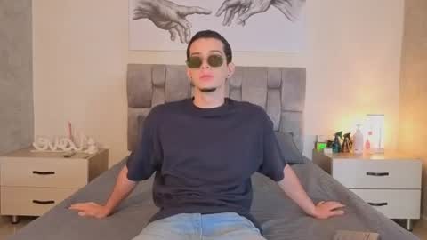 Snapshot of isaacblaze_ chatting on 7, 7, 2026 isaacblaze online show from 7, 7, 2026