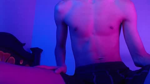 isaac online show from 22, 1, 2025