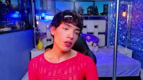isaacnova online show from 15, 4, 2026