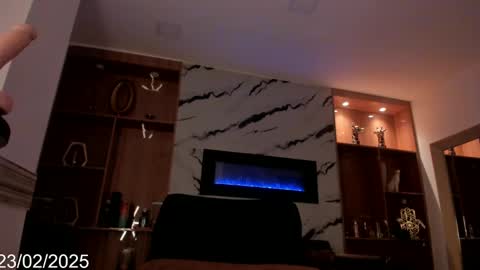 Isabel online show from 23, 2, 2025