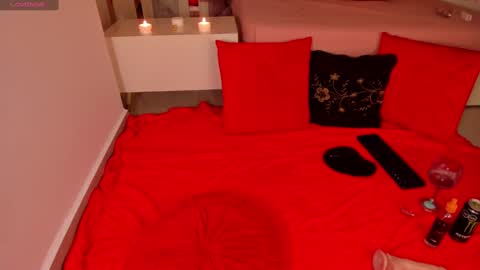 Isabel online show from 9, 3, 2025