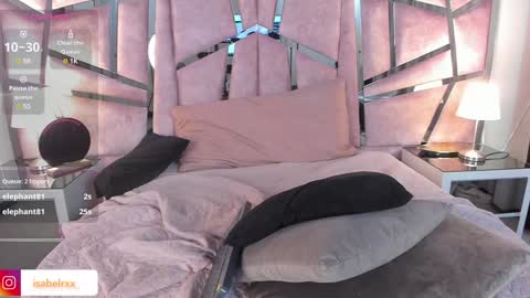 Snapshot of isabel_roux chatting on 28, 12, 2024 Isabel online show from 28, 12, 2024