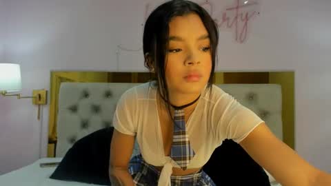 Snapshot of isabela_clark_ chatting on 22, 2, 2026 isabela online show from 22, 2, 2026